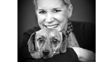 Prominent mit Hund: Cornelia Poletto mit Franz Cornelia Poletto mit Franz