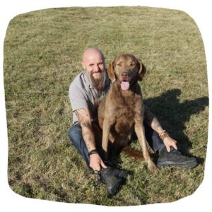 Holger Schüler mit Chesapeake Bay Retriever Dakota